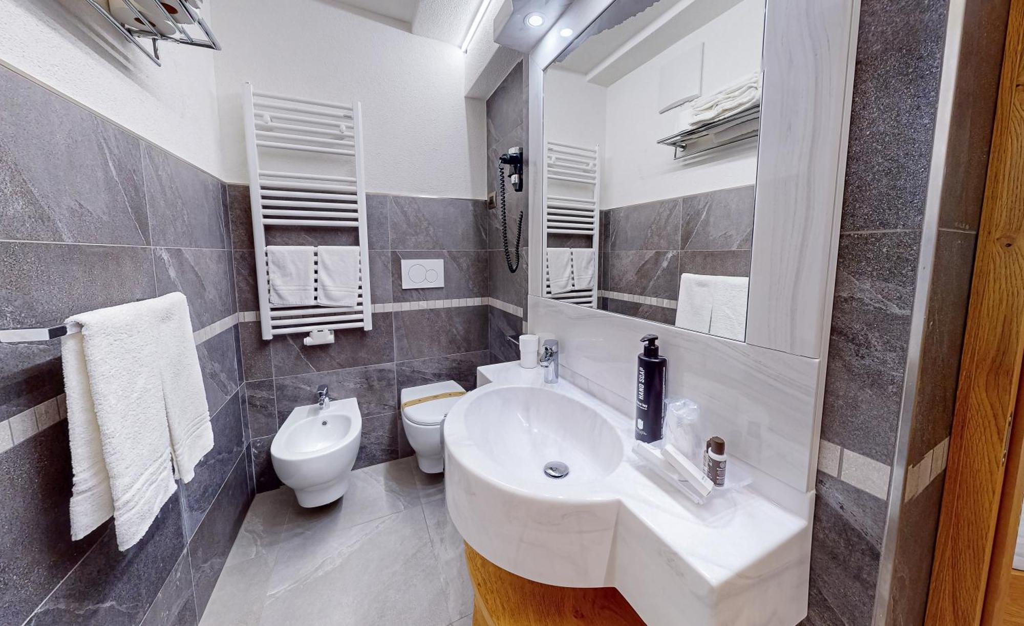 Hotel Madonna Delle Nevi Folgarida Εξωτερικό φωτογραφία